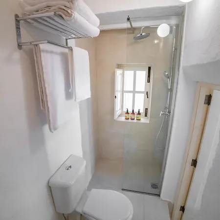 Carmelita Maisonette * فاليتا