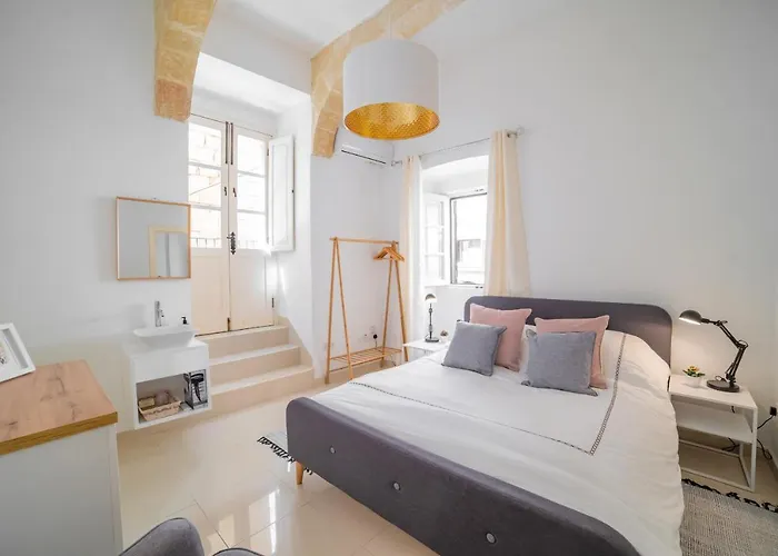 Carmelita Maisonette * Valletta