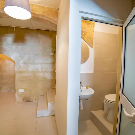 Carmelita Maisonette فاليتا