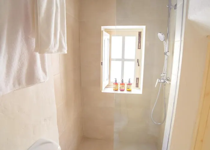 Carmelita Maisonette 瓦莱塔